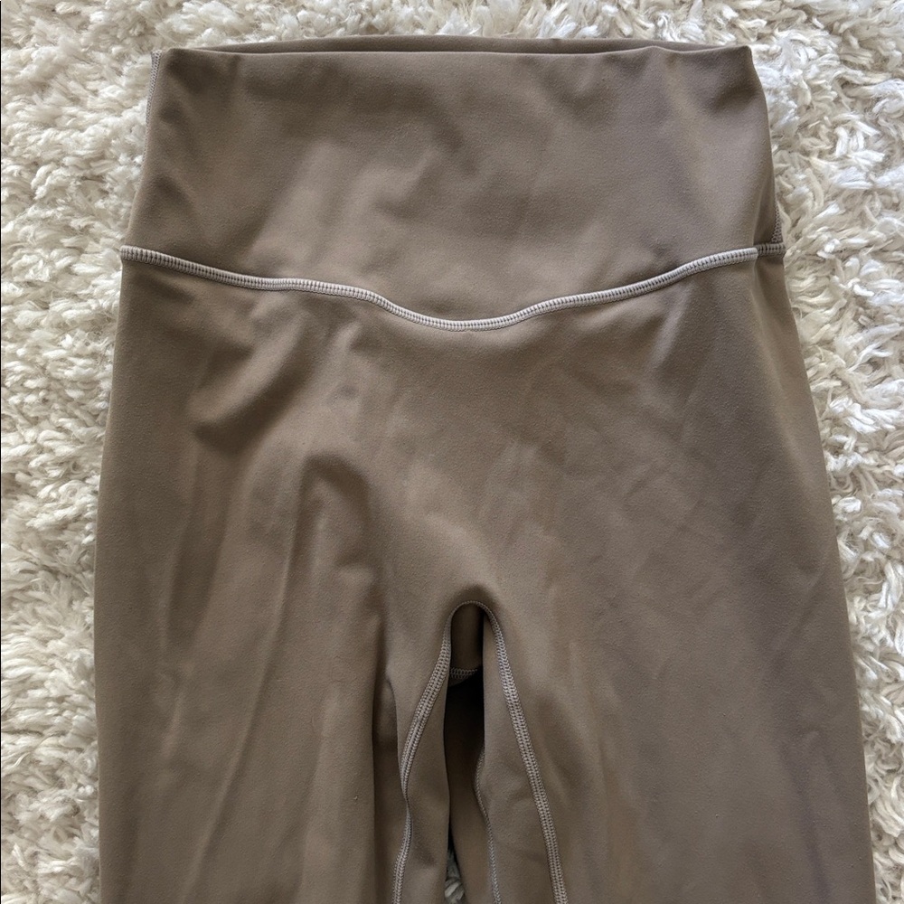 Chic Brown High-Waisted Leggings